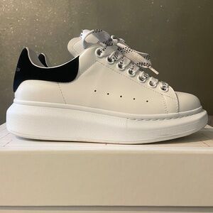 Alexander McQueen sneakers men’s size 5.5